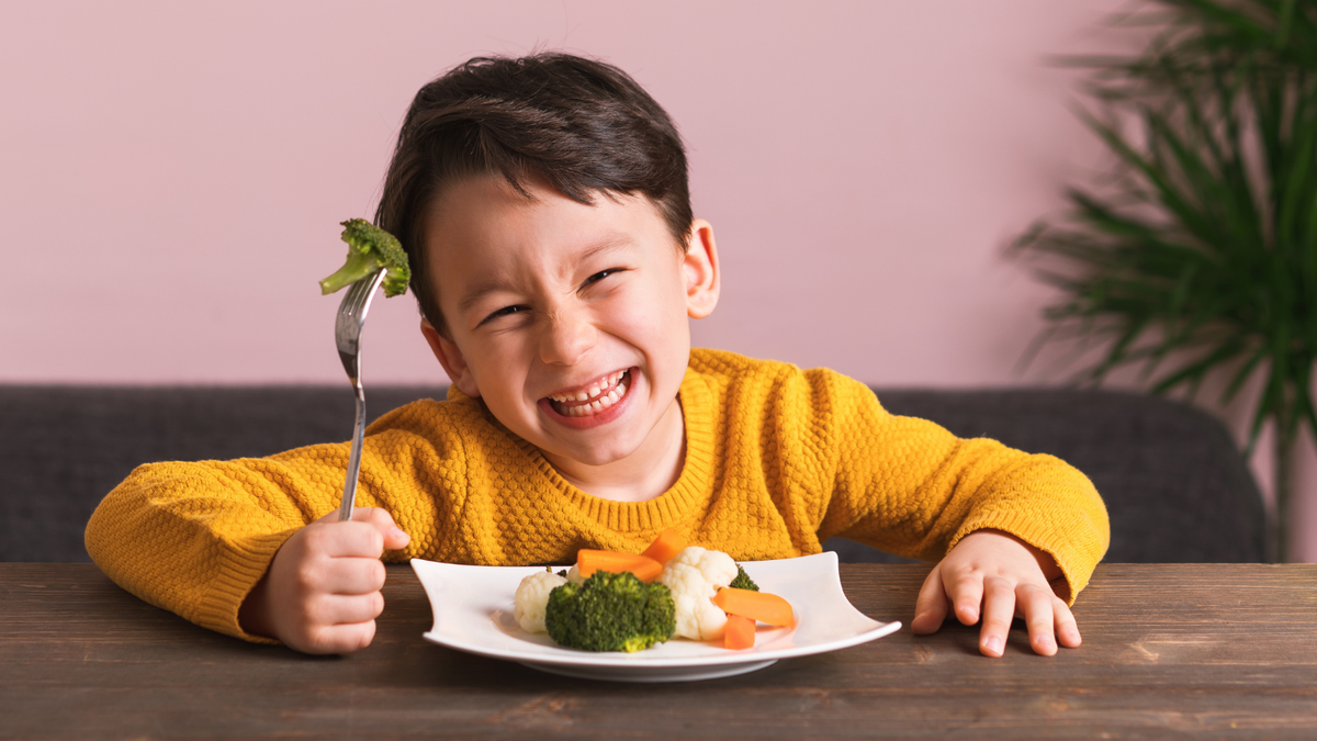 Alimentos para crecimiento infantil: Guía práctica para que tus hijos crezcan sanos
