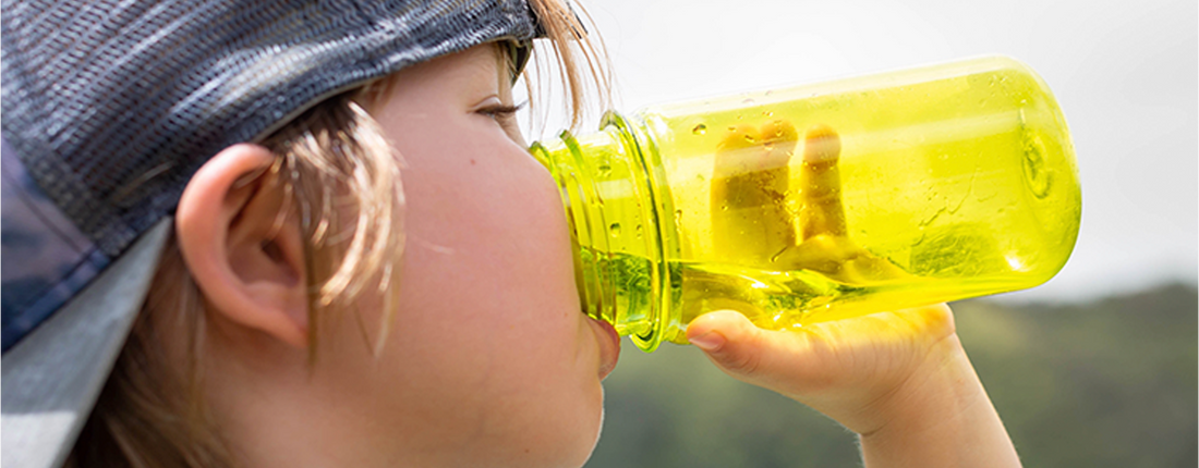 Deshidratación infantil en verano: causas, síntomas y prevención