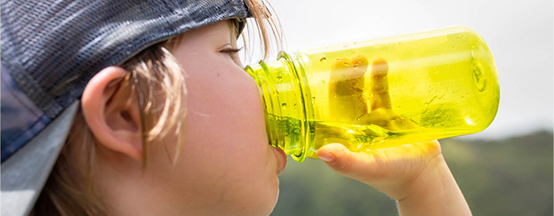 Deshidratación infantil en verano: causas, síntomas y prevención